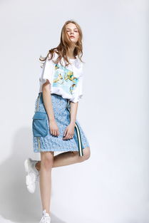 女装与鞋帽 时尚设计中的和谐统一